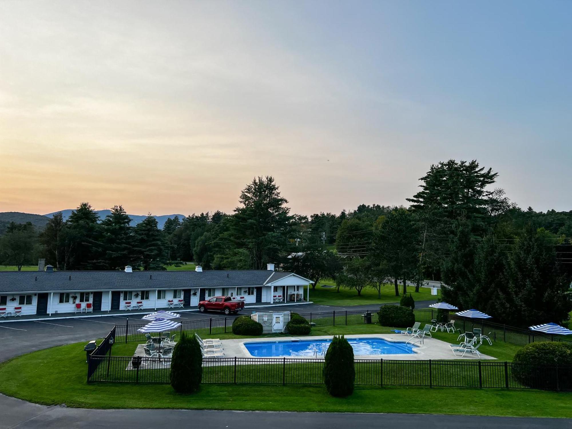 Stowe Motel & Snowdrift Экстерьер фото
