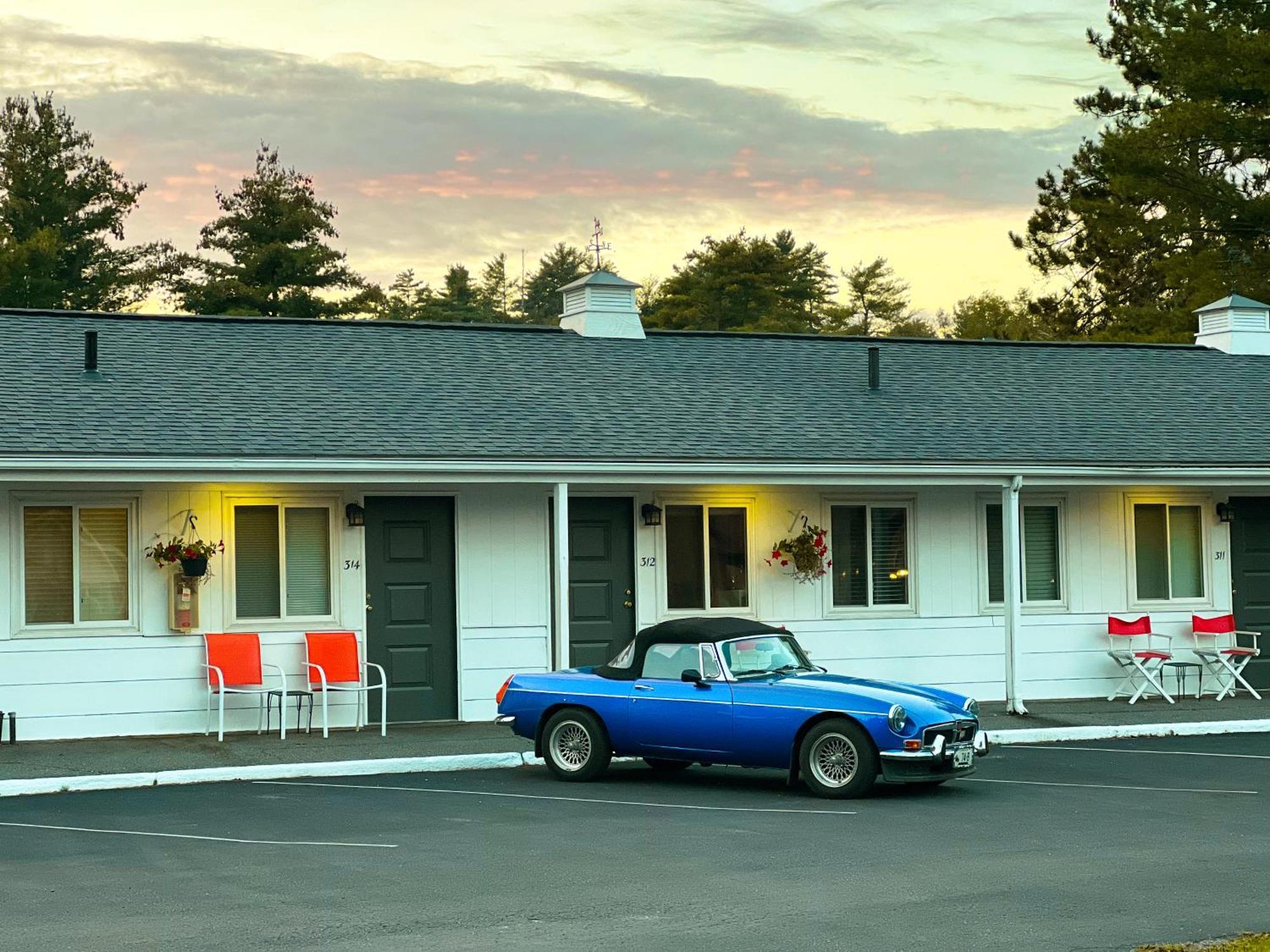 Stowe Motel & Snowdrift Экстерьер фото