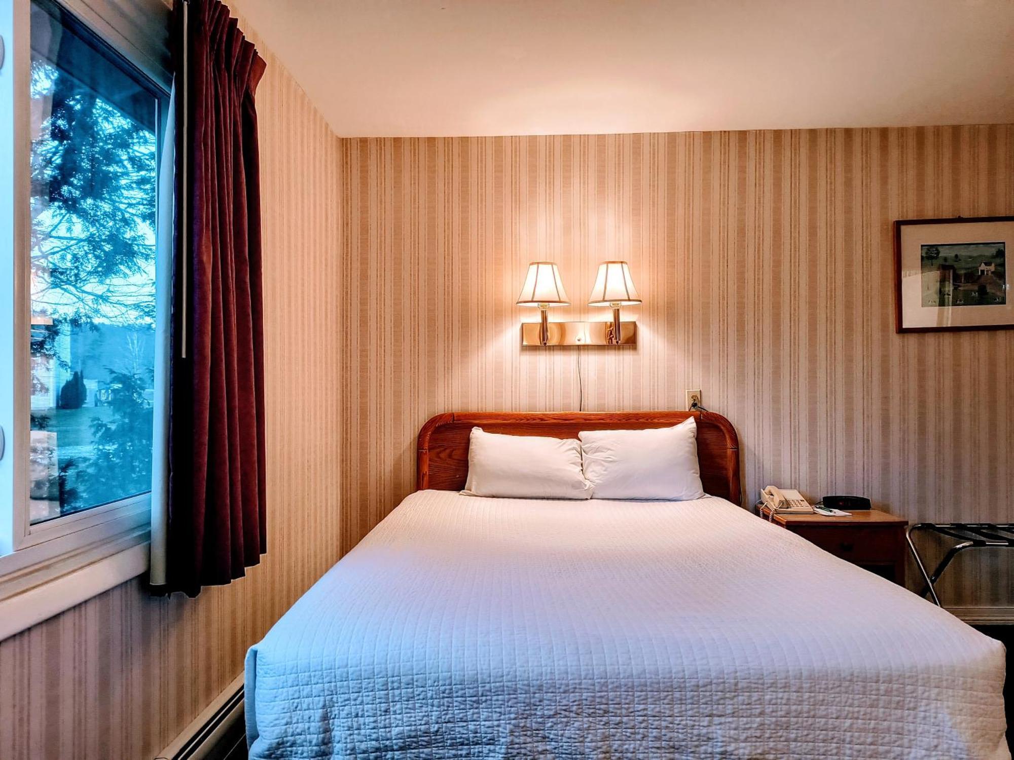 Stowe Motel & Snowdrift Экстерьер фото