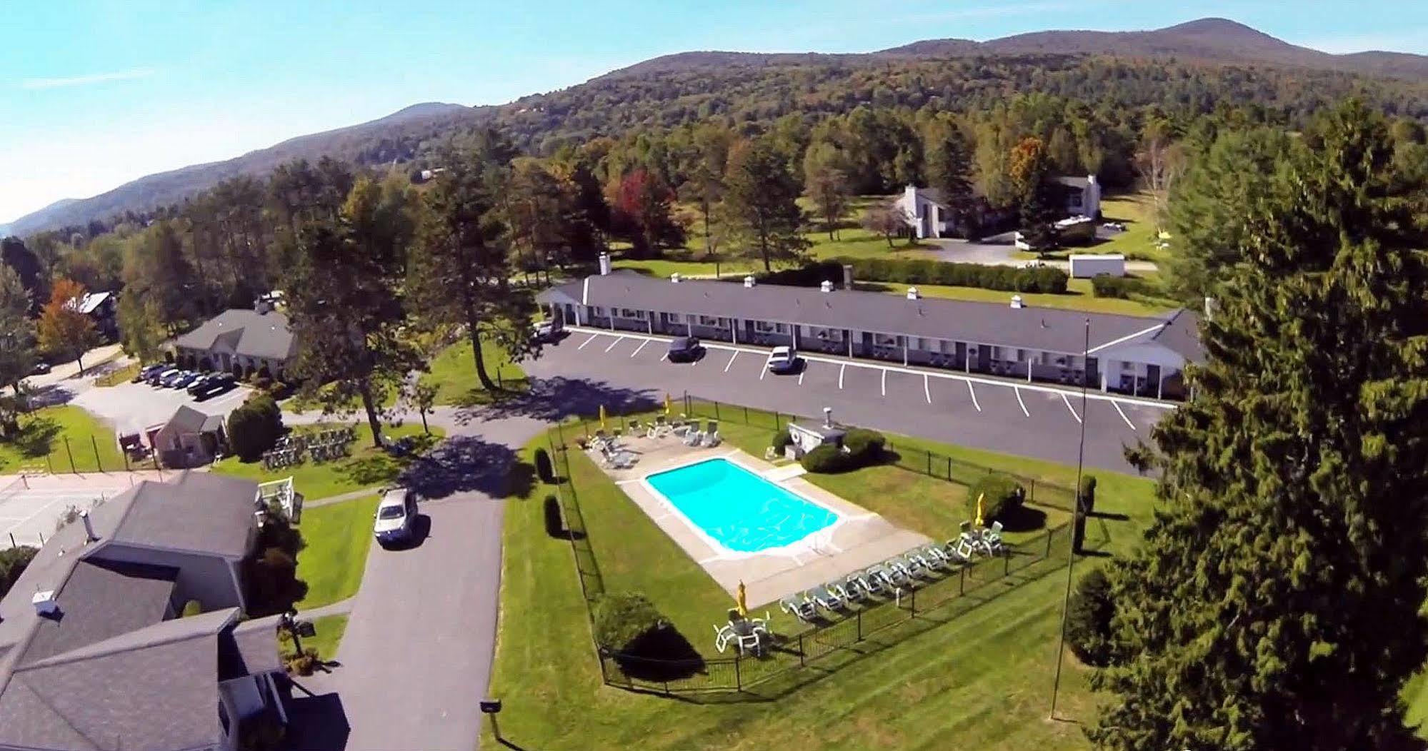 Stowe Motel & Snowdrift Экстерьер фото